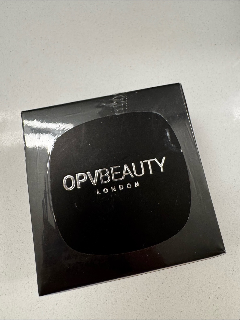 Loose Setting Powder - Medium (Translucent Finish) - Picture 2 of 2